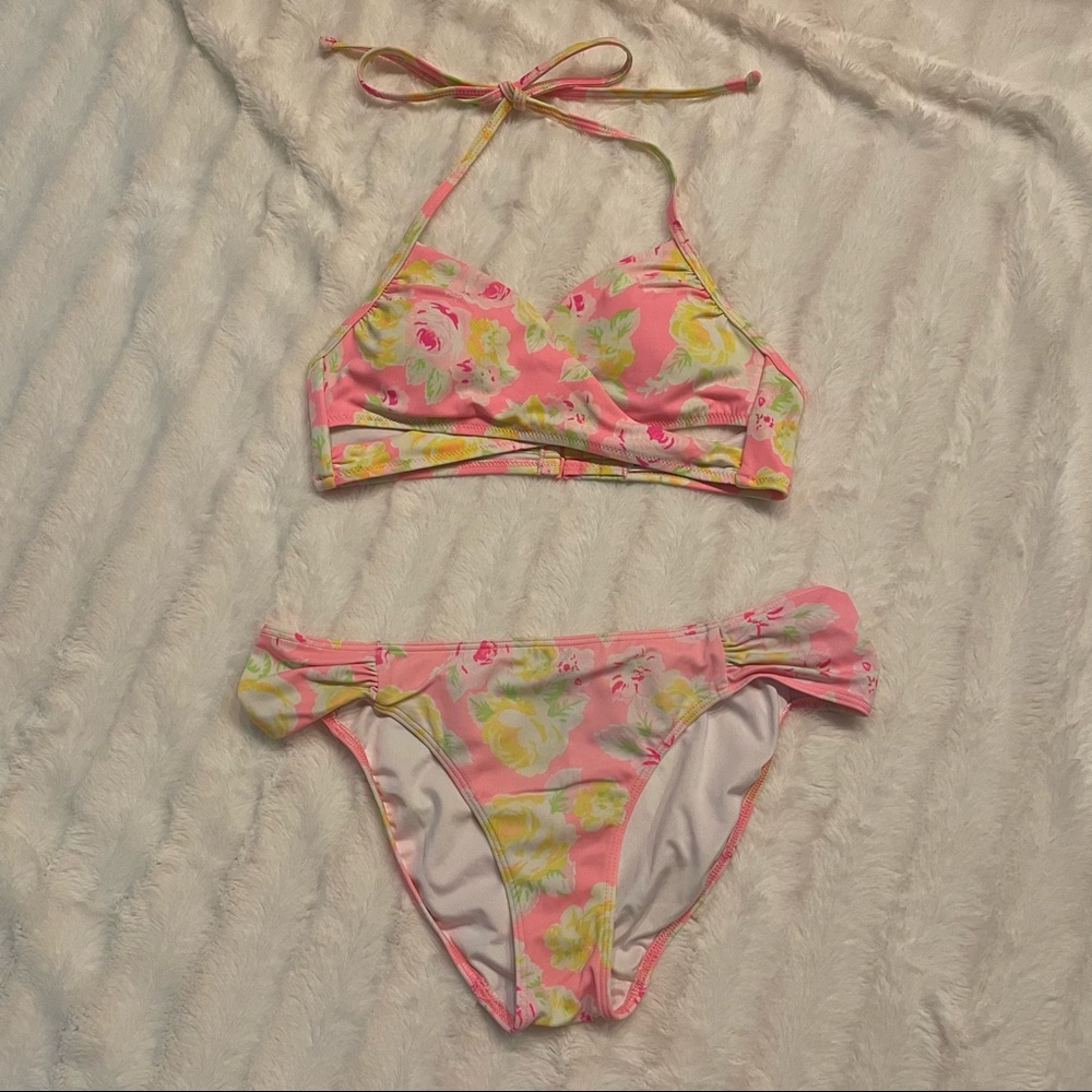 PINK Victoria’s Secret Criss Cross Floral Bikini Size Small